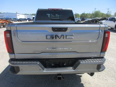 New 2026 GMC Sierra 2500 Denali Ultimate AWD/4WD image 6
