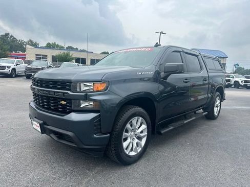 Used 2022 Chevrolet Silverado 1500 Custom w/ Safety Confidence Package RWD image 1