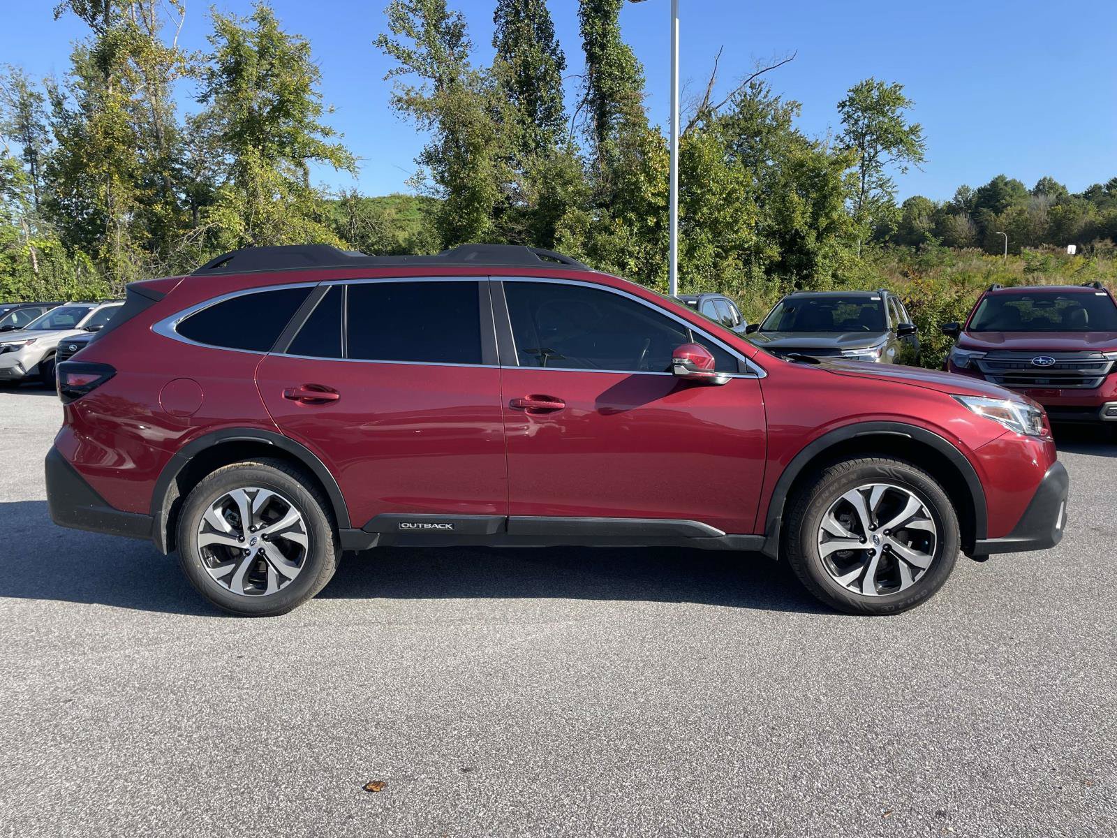 Certified 2022 Subaru Outback Limited AWD/4WD image 29