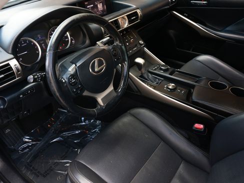 Used 2016 Lexus IS 200t image 6