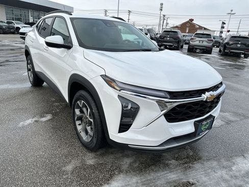 Certified 2024 Chevrolet Trax LT image 12