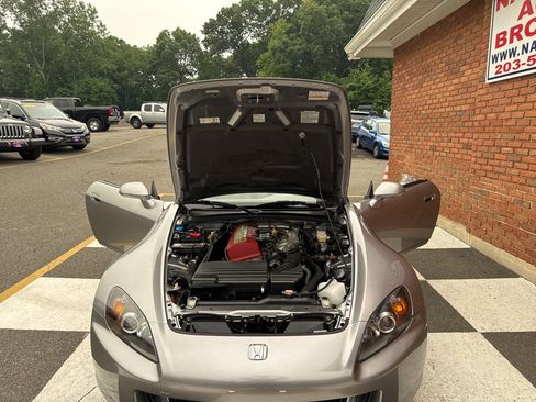Used 2004 Honda S2000 image 35