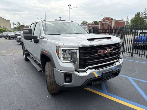Used 2023 GMC Sierra 3500 Pro w/ Convenience Package AWD/4WD image 2