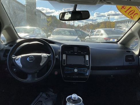 Used 2014 Nissan Leaf SL w/ Premium Package image 18