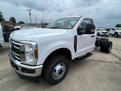 New 2026 Ford F350 XL w/ XL Chrome Package