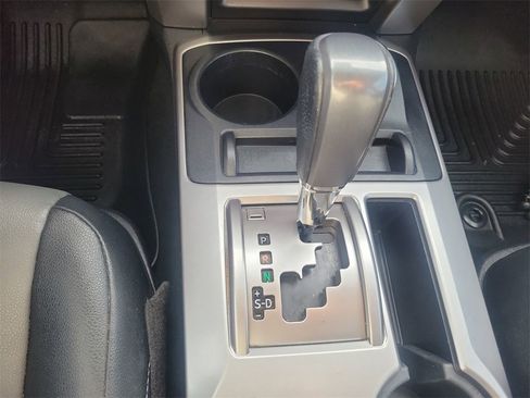 Used 2021 Toyota 4Runner SR5 Premium image 20