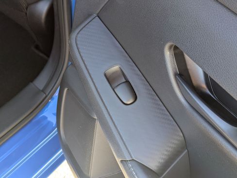 Certified 2025 Nissan Sentra SV FWD image 35
