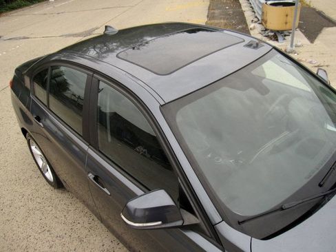 Used 2015 BMW 328i xDrive Sedan image 16