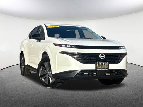 Used 2025 Nissan Murano SL image 2