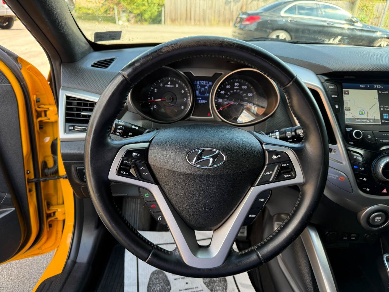 Used 2016 Hyundai Veloster w/ Option Group 03 FWD image 18
