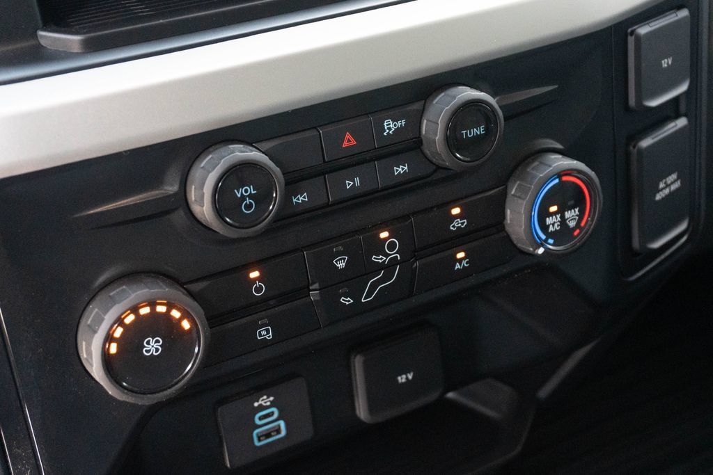 Used 2025 Ford F350 XL RWD image 28