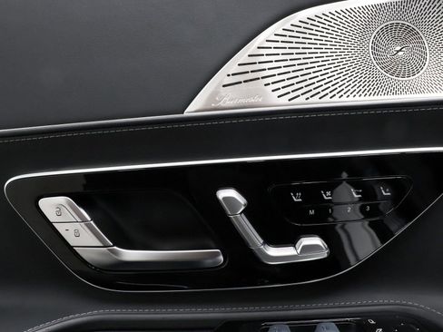 Used 2022 Mercedes-Benz SL 63 AMG 4MATIC image 19