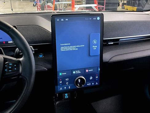 Used 2024 Ford Mustang Mach-E Premium image 6