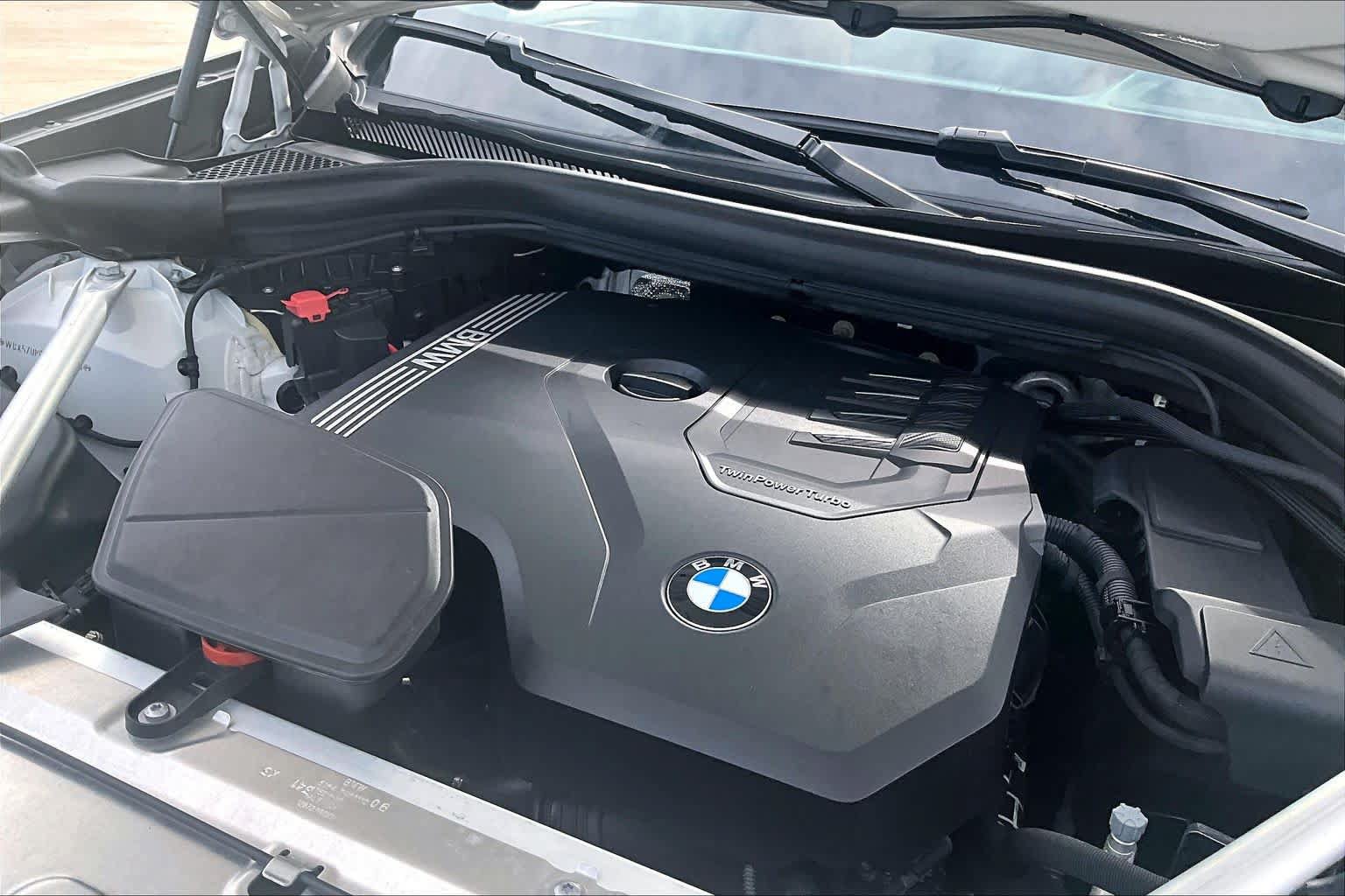 Used 2024 BMW X3 xDrive30i w/ Premium Package w/ZPA AWD/4WD image 31