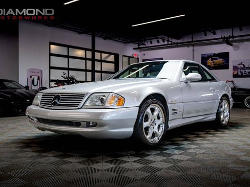 Used 2002 Mercedes-Benz SL 500 Silver Arrow image 8