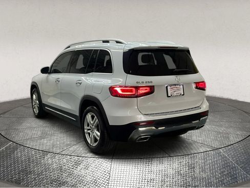 Used 2020 Mercedes-Benz GLB 250 GLB 250 w/ Premium Package image 6