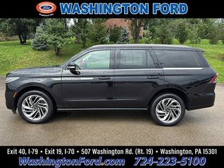 Used 2025 Lincoln Navigator Reserve AWD/4WD video 1