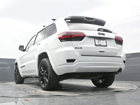Used 2019 Jeep Grand Cherokee Altitude image 58