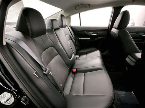 New 2026 Nissan Sentra SR w/ SR Premium Package image 32