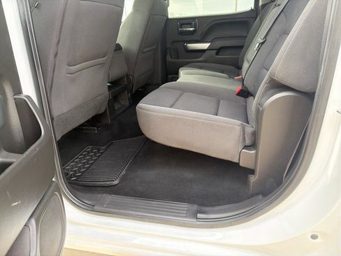 Used 2018 Chevrolet Silverado 1500 LT w/ Trailering Package image 12