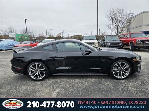 Used 2022 Ford Mustang GT Premium w/ Equipment Group 401A image 6