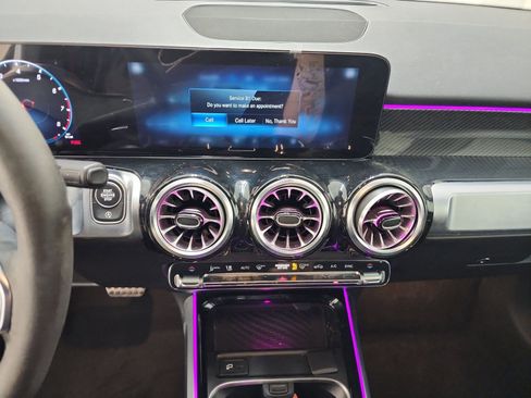 Used 2023 Mercedes-Benz GLB 35 AMG 4MATIC w/ Premium Package image 10