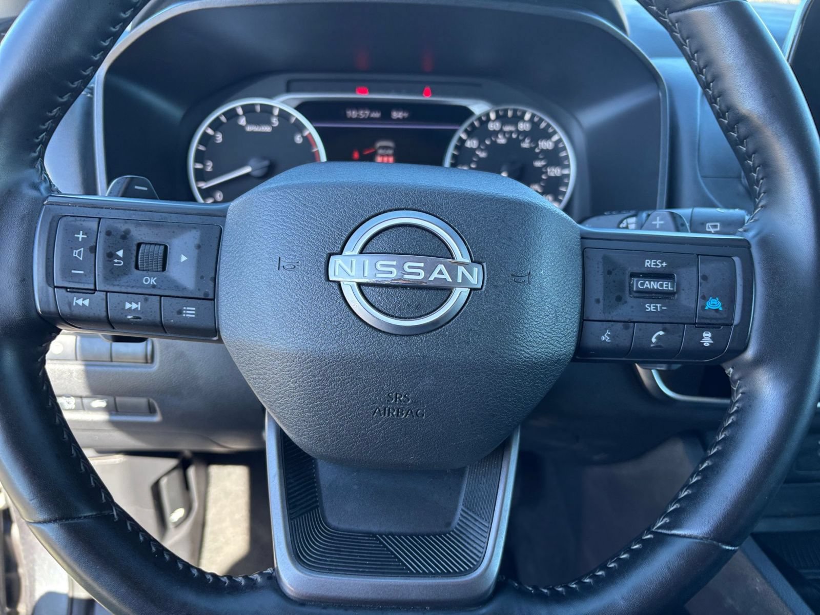 Used 2025 Nissan Rogue SV AWD/4WD image 29