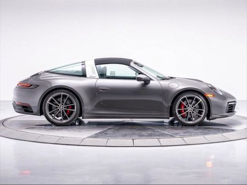 Used 2024 Porsche 911 Targa 4S w/ Premium Package image 8