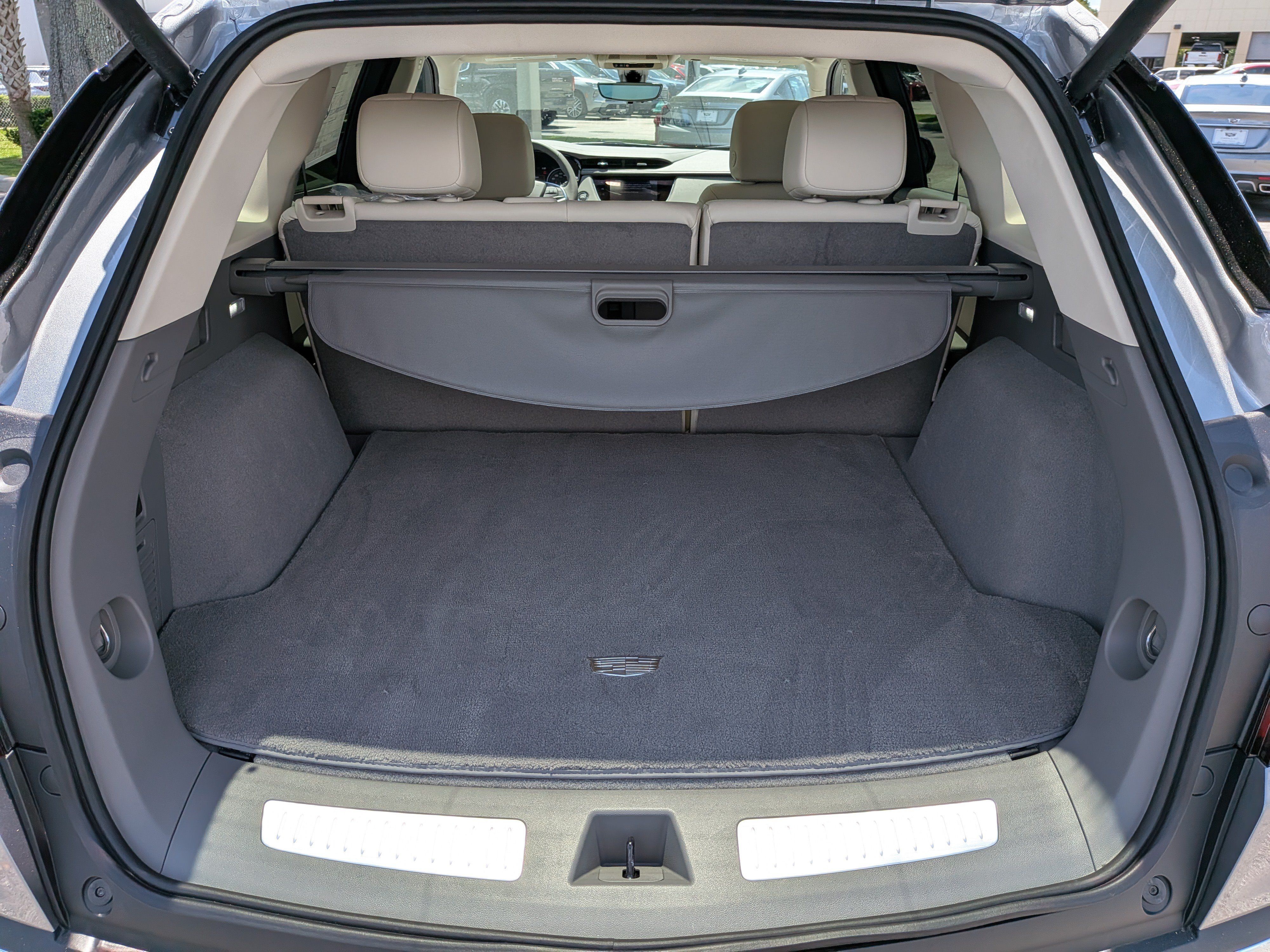 New 2026 Cadillac XT5 Premium Luxury w/ Driver Assist Package FWD image 17