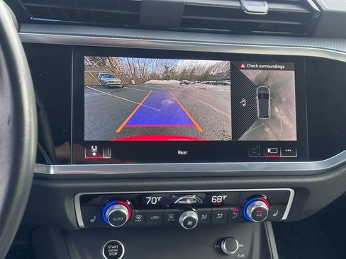 Used 2024 Audi Q3 2.0T Premium Plus w/ Premium Plus Package image 17