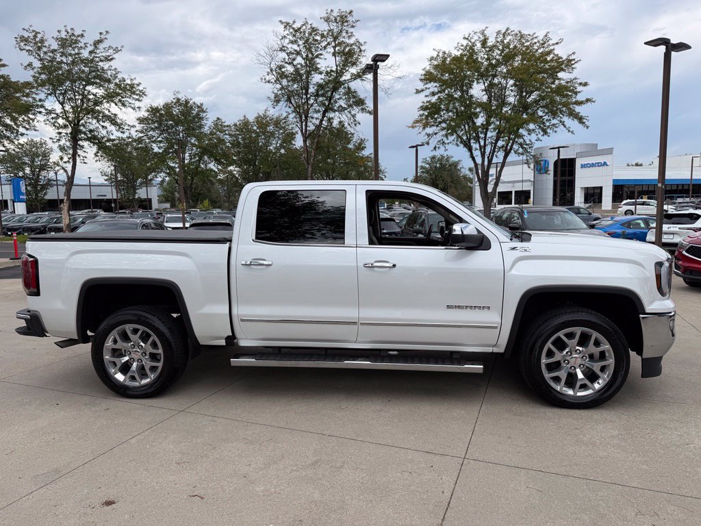 Used 2018 GMC Sierra 1500 SLT w/ SLT Premium Package AWD/4WD image 3