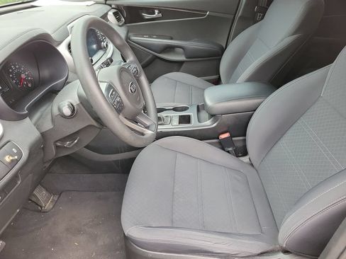 Used 2018 Kia Sorento AWD image 10
