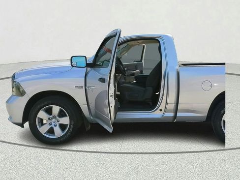 Used 2012 RAM 1500 Express RWD image 11