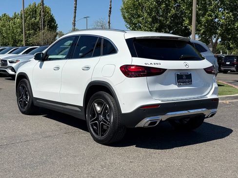New 2026 Mercedes-Benz GLA 250 image 8