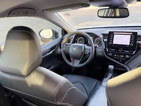 Used 2024 Toyota Camry SE image 27