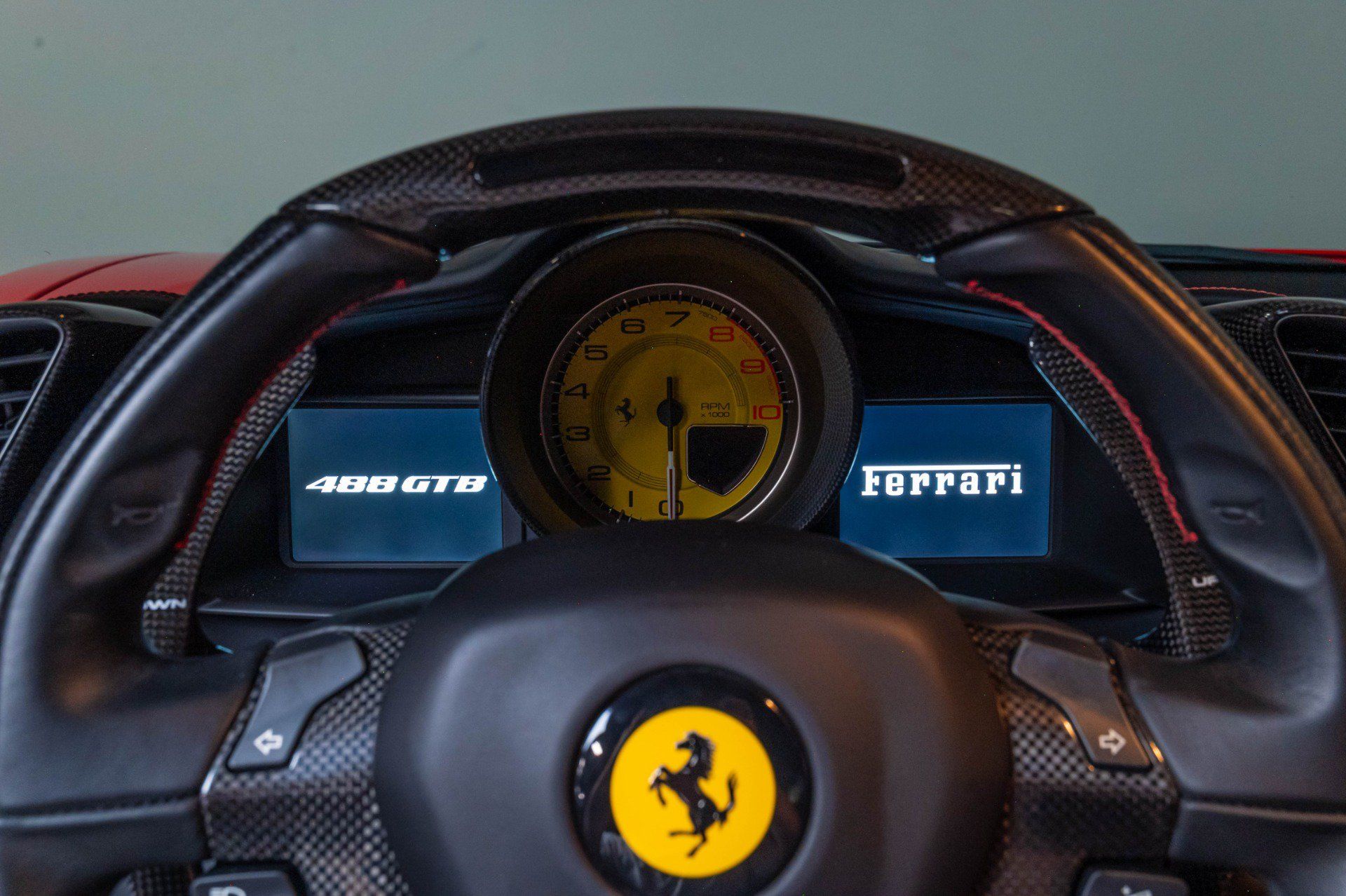 Used 2018 Ferrari 488 GTB RWD image 34