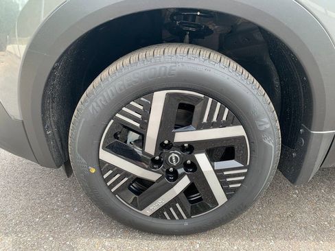 New 2026 Nissan Kicks SV w/ SV Premium Package image 6