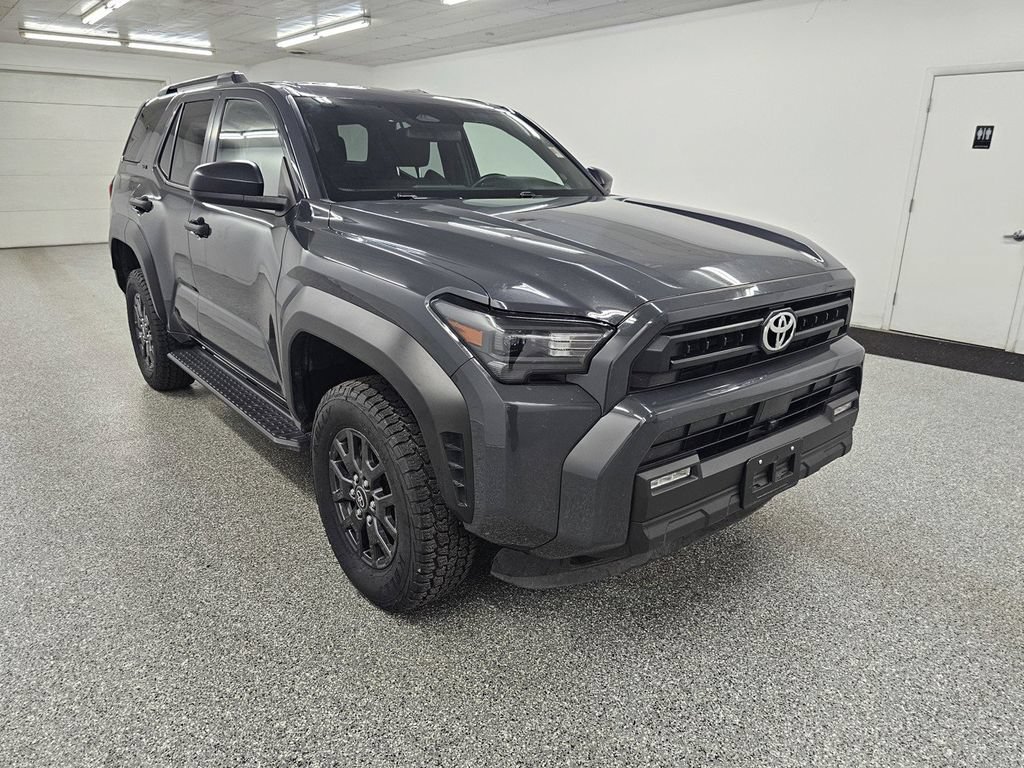 Used 2025 Toyota 4Runner SR5 AWD/4WD image 3