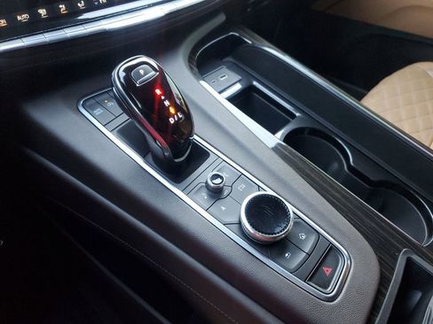 Used 2021 Cadillac Escalade Sport image 32