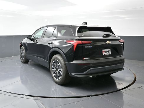 New 2026 Chevrolet Blazer EV LT image 9