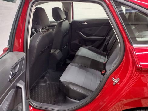 New 2025 Volkswagen Jetta SE image 30