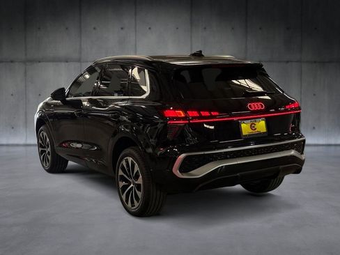 New 2026 Audi Q3 quattro 2.0T image 3