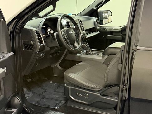 Used 2016 Ford F150 XLT w/ Equipment Group 301A Mid image 8