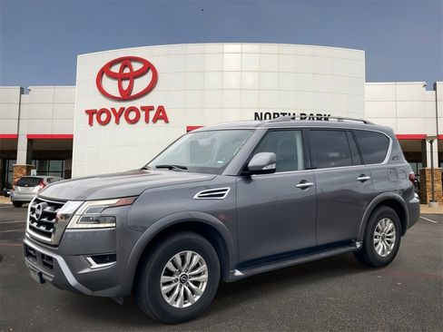 Used 2023 Nissan Armada SV image 1