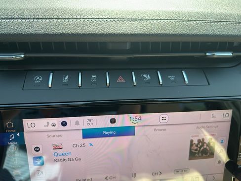 New 2026 Jeep Grand Cherokee Limited w/ Luxury Tech Group II image 15