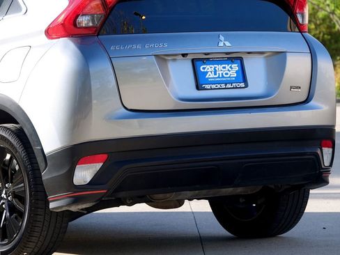 Used 2020 Mitsubishi Eclipse Cross LE image 30