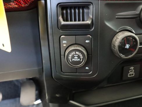 New 2025 Ford F150 XL w/ Equipment Group 103A High image 32