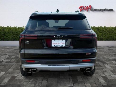 Used 2024 Chevrolet Traverse Z71 AWD/4WD image 9