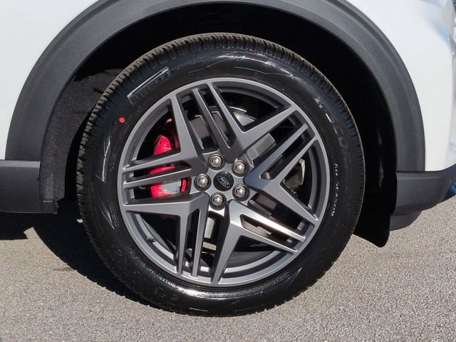 New 2026 Ford Explorer ST-Line w/ ST-Line Street Pack RWD image 11