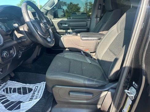 Used 2025 RAM 1500 Warlock AWD/4WD image 13